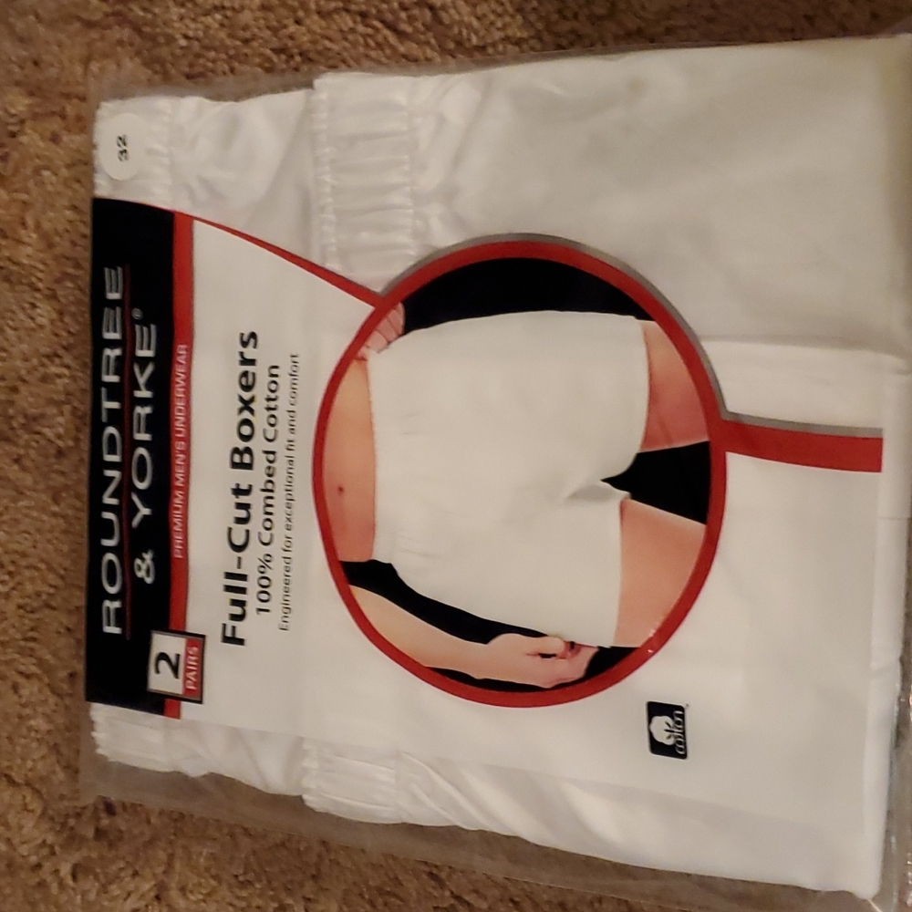 Roundtree & York Boxers sz 34